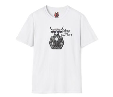 Camiseta blanca con gráfico de toro