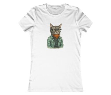 Ilustración de gato en camiseta blanca